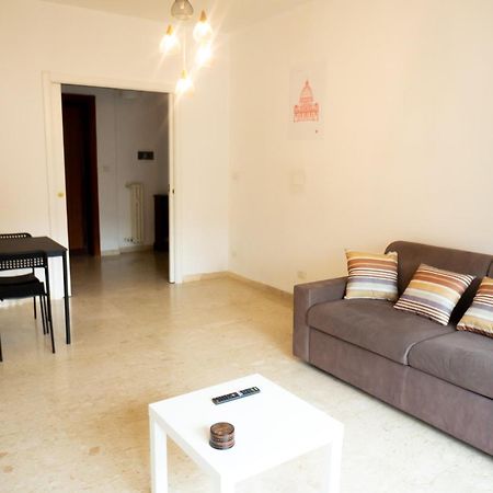 Ermete San Pietro House Appartement Rome Buitenkant foto